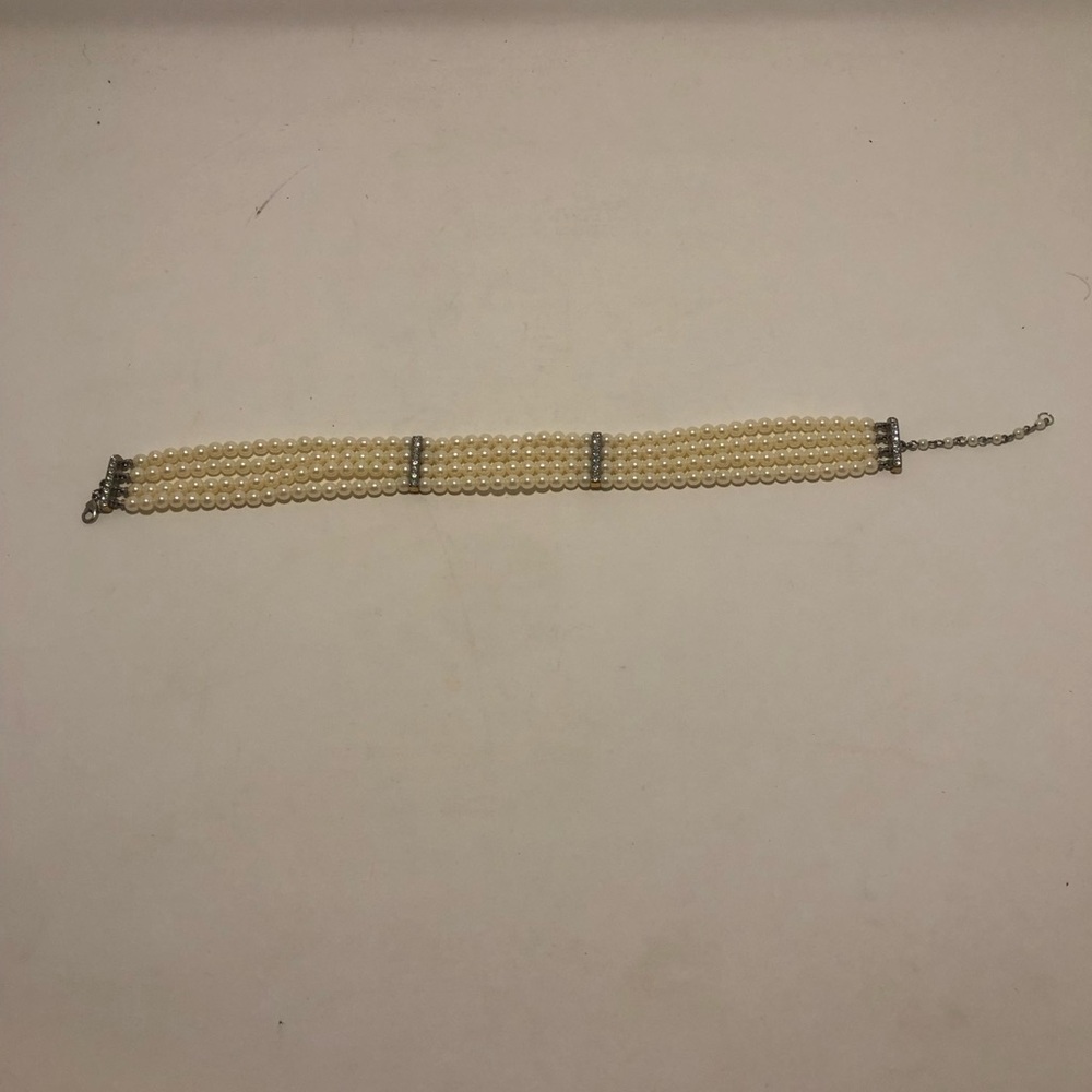 Elegant Faux Pearl Chocker Necklace